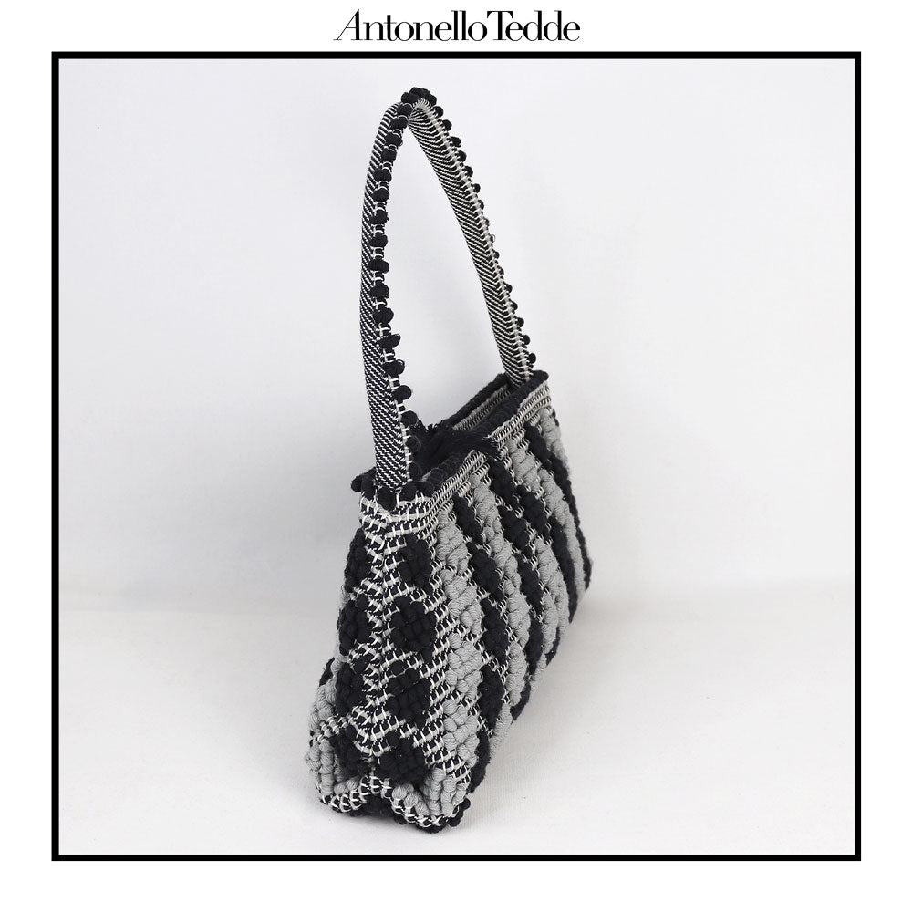 PIATTA Rombetti Handle - Sustainable handwoven zip purse handbag entirety hand-woven. BLACK and GREY